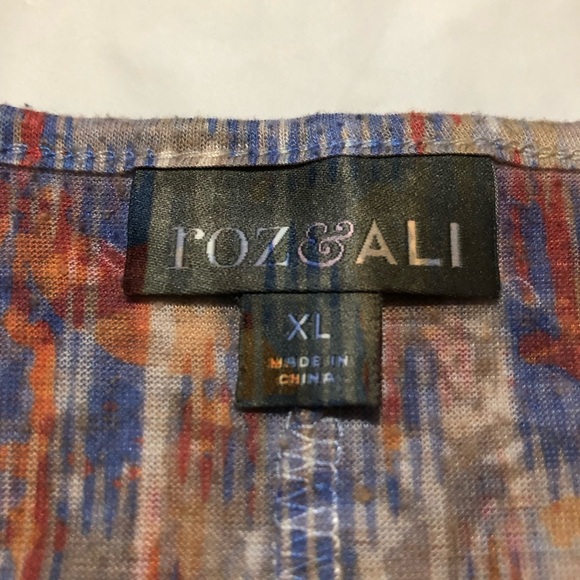 Roz & Ali Women’s Cap Sleeve V-neck Sequins Embellishments Multicolor Top XL - Picture 2 of 8